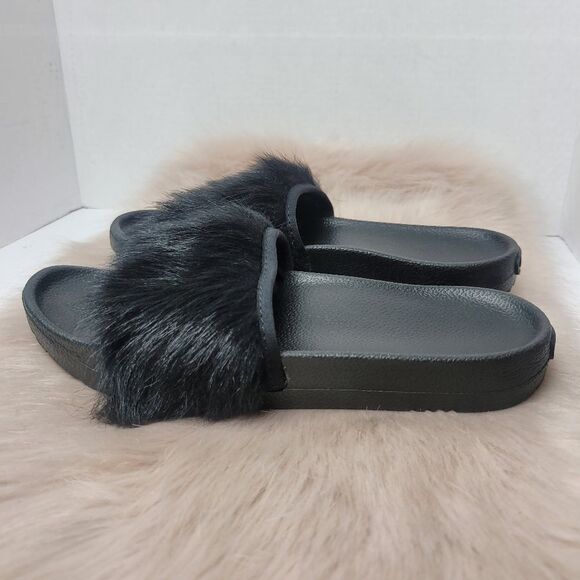 Ugg Women's Sandals Slides Size 6 Royale Black Garnet Toscana Fur Slipper - Picture 3 of 9